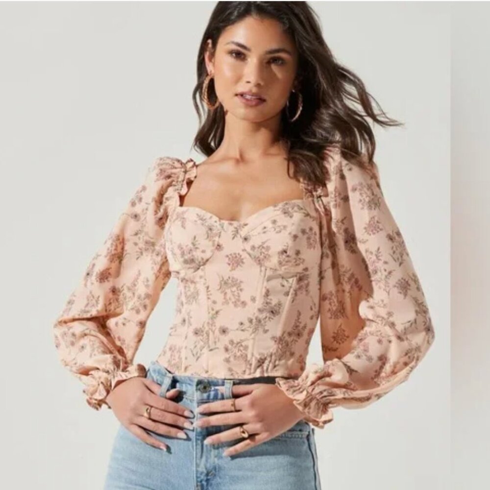 NWT ASTR the Label Floral Print Long Sleeve Crop Corset Top Cream Mauve